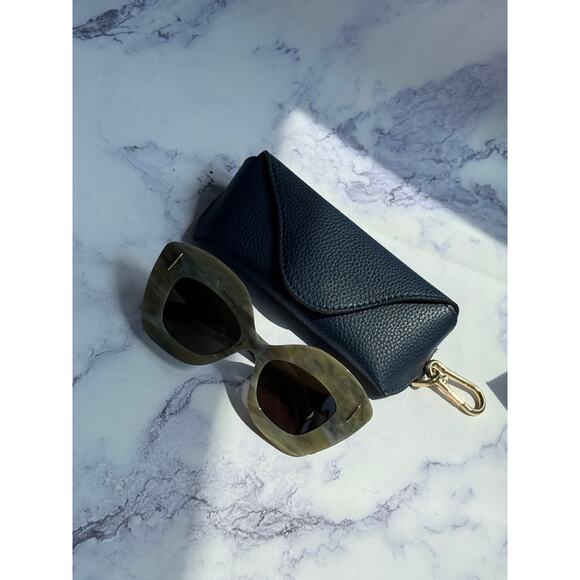 NEW Loewe LW40127I Anagram Thick Sunglasses in Green - Picture 7 of 10